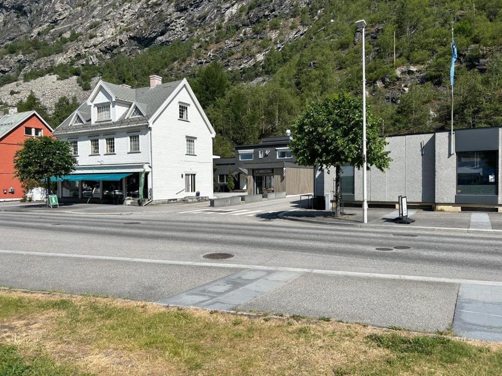 Den Vesle Sjarmoren As The Most Central Place In Ardal ! Free Parking On The Site ! Exterior foto